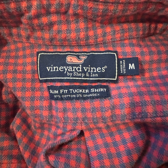 Vineyard Vines Button Down Shirt - Medium - Picture 2 of 3